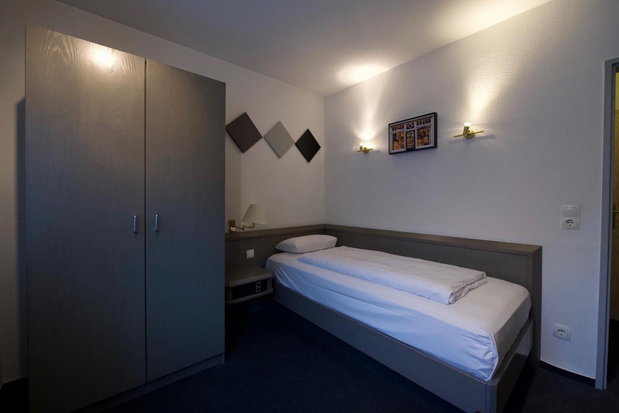 Hotel Merian Cologne Exterior photo